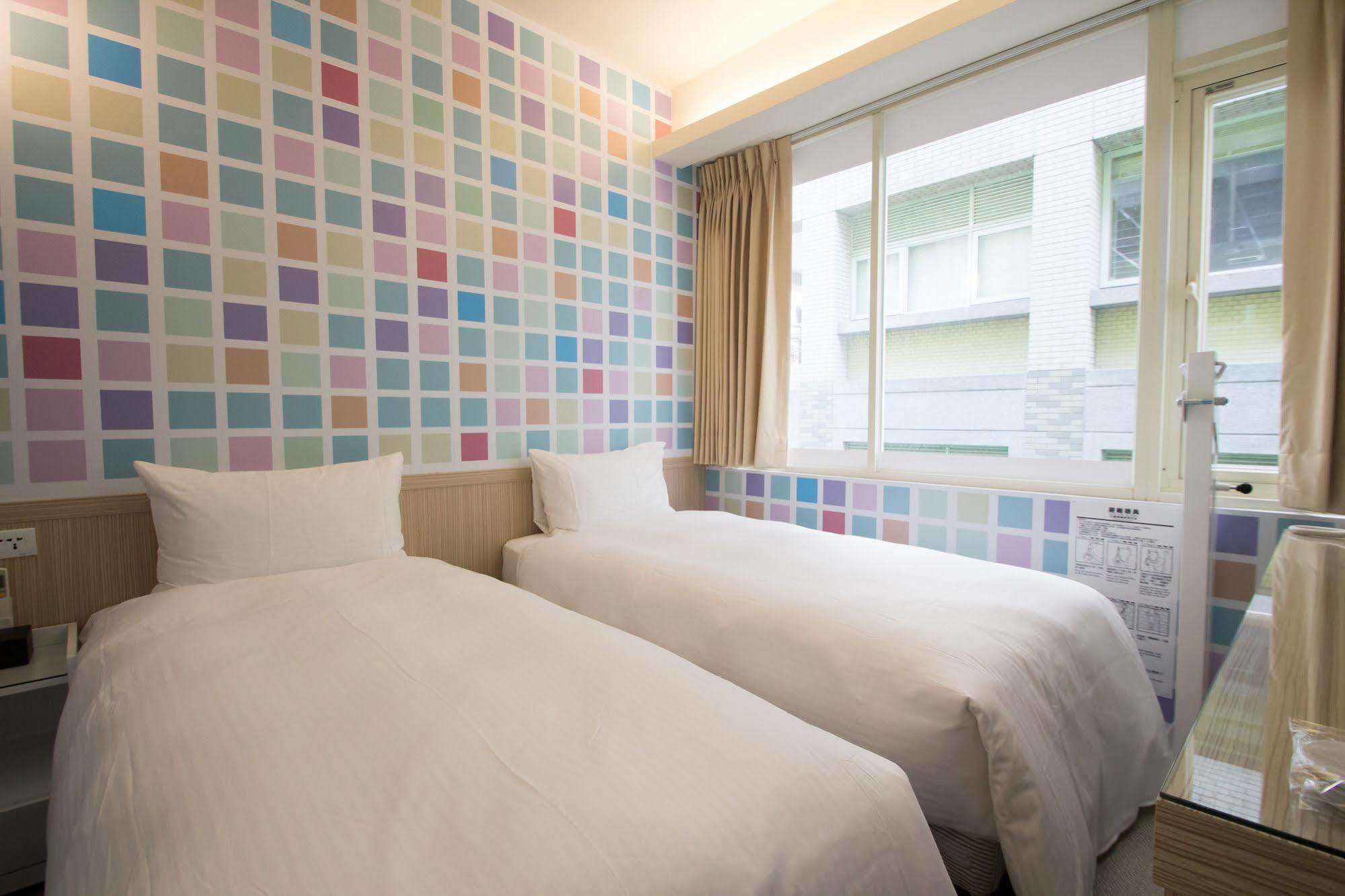 Morwing Hotel Fairytale Taipei Exterior photo